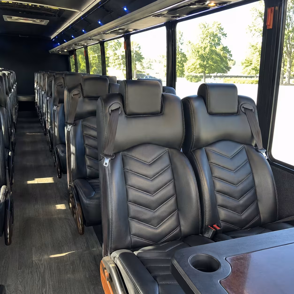 antioch 28 passenger minibus rental