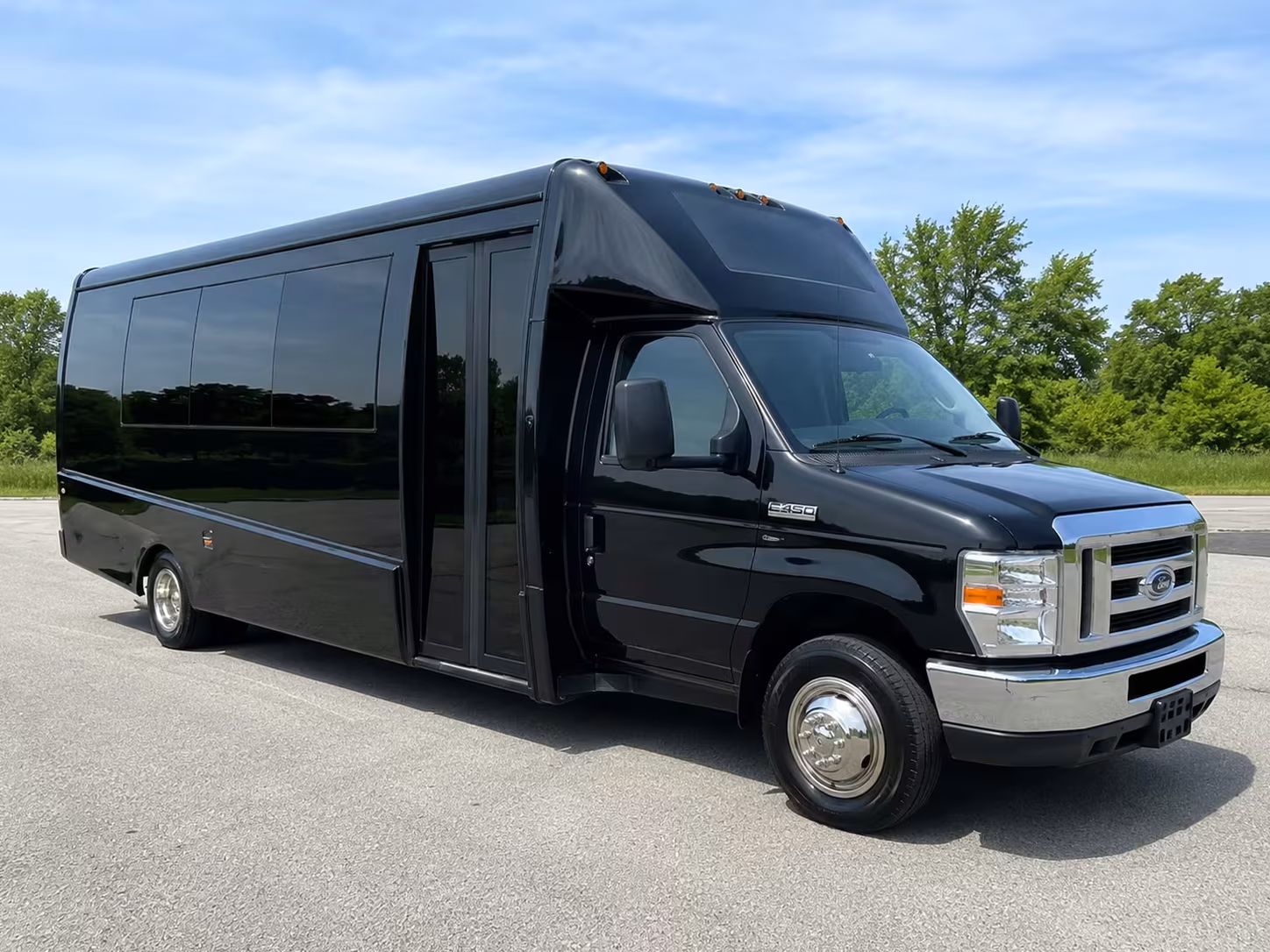 antioch minibus rentals and motorcoaches for any concert venue