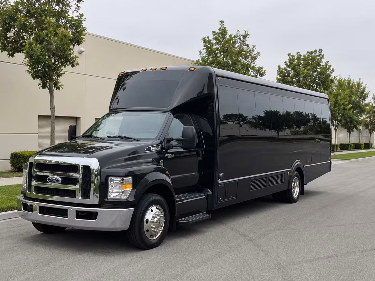 easily book bachelorette and bachelor party bus rentals in antioch
